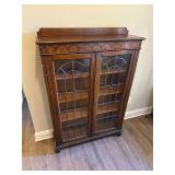 19th Century English Oat Book Case with 2 Glass Do
