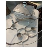 Assorted Kitchen Items