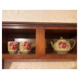 Poinsettia Tea Pot and 2 Mugs