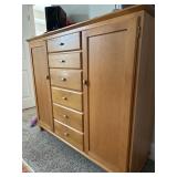 Wooden Wardrobe / Dressor