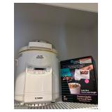 Auto Bakery and Hand Mixer Lot