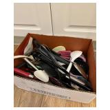 Assorted Kitchen Utensils