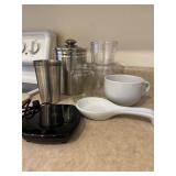 Lot of Assorted Kitchen Items