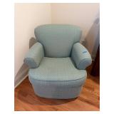 Sm swivel bedroom chair