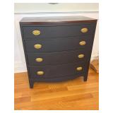 Henredon 4 drawer chest