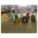 Casper and Dino Figures