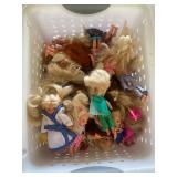 30 Mini Dolls