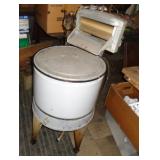 WRINGER SEWING MACHINE