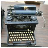 LC SMITH NO 2 TYPEWRITTER