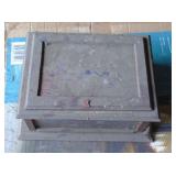 DISPLAY BOX
