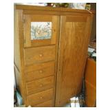 CHIFFOROBE