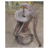 PITCHER PUMP
