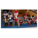 NUT CRACKERS