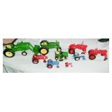 DIE CAST TRACTORS