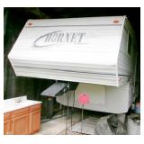 KEYSTONE HORNET 5TH WHEEL TRAILER