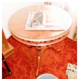 ROUND TABLE
