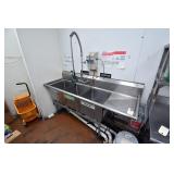 Stainless Steel Triple Well Sink w/ Gooseneck Fauc