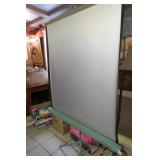 Mid-Century Screen made by DA-LITe/SilverLite