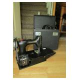 Antique Singer Sewing Machine "Featherlight"