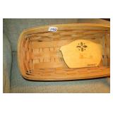 Longaberger Bread Basket 14.5"