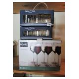 Wine Glasses (Glass & Plastic)