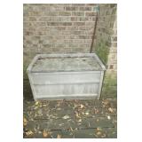 Outdoor storage bin