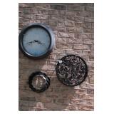 Dec outdoor items incl clock