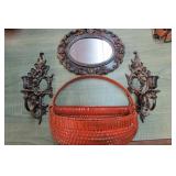 3 Plastic Wall Hanger Set & Basket