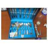 40 pcs Unmatched Flatware in Wood Case