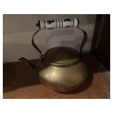 Teapot with porcelain handle