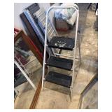 3 step, heavy duty, metal latter