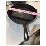 Cast iron pan with smoke ring Number 8