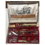 Menï¿½s box with jewelry