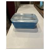 Vintage Pyrex 502 turquoise refrigerator dish