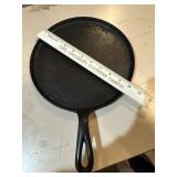 #8 vintage cast iron griddle