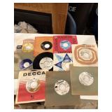 10 45 RPM vinyl records, 7 inch