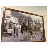 32ï¿½ x 22ï¿½ framed print Clydesdale horses closely