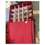 40 Christmas tree ornaments in slotted Case