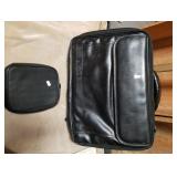 Hewlett Packard laptop case and cd rom case