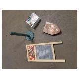 Decorative washboard, holder