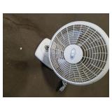 Lasko table fan