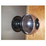 Automatic candy dispenser