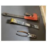 tools-18" wrench, wonder bar