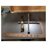 Wonder bar, square, 4 way