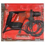 NS: HILTI TE5 HEAVY DUTY DRILL & CASE - WORKS