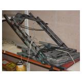 NS: VERY NICE USED TREE STAND