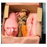 S: 1991 MADAME ALEXANDER "WELCOME HOME" DOLL