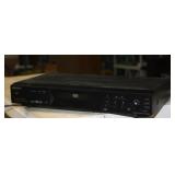 NS: SONY DVD / CD PLAYER W/ REMOTE