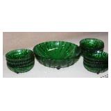 NS: VINTAGE GREEN GLASS BOWL SET - EXC. COND.