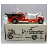 S: ERTL 1937 AHERNS FOX GREENCASTLE PA FIRE TRUCK